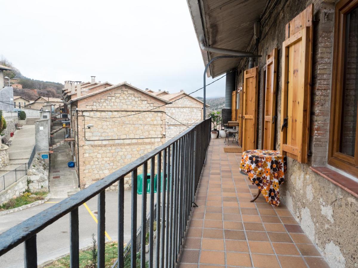 Acogedor Apartamento Entre Montanas Sant Corneli Exterior foto